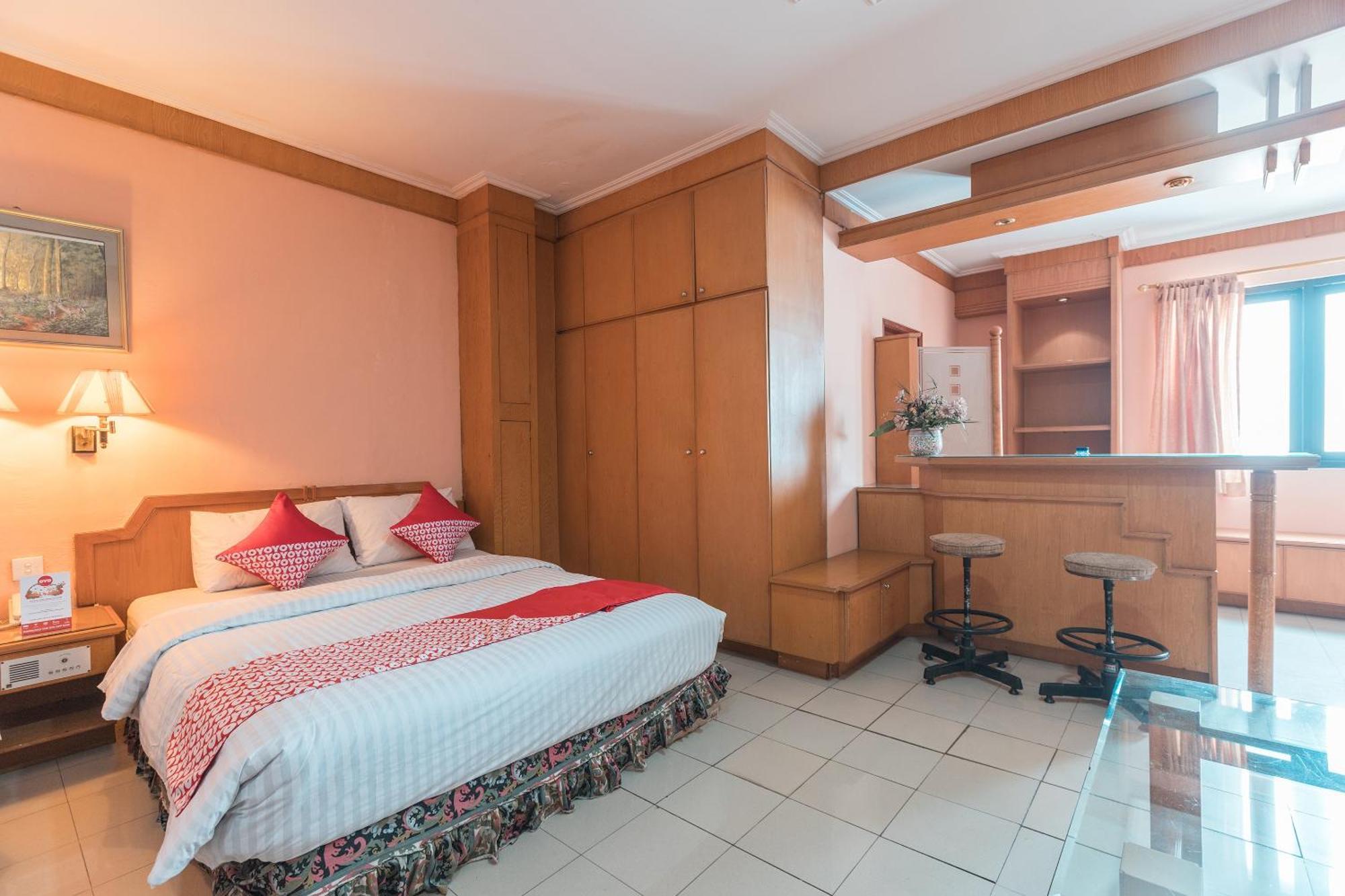 Oyo 671 Hotel Capitol Jakarta Eksteriør billede