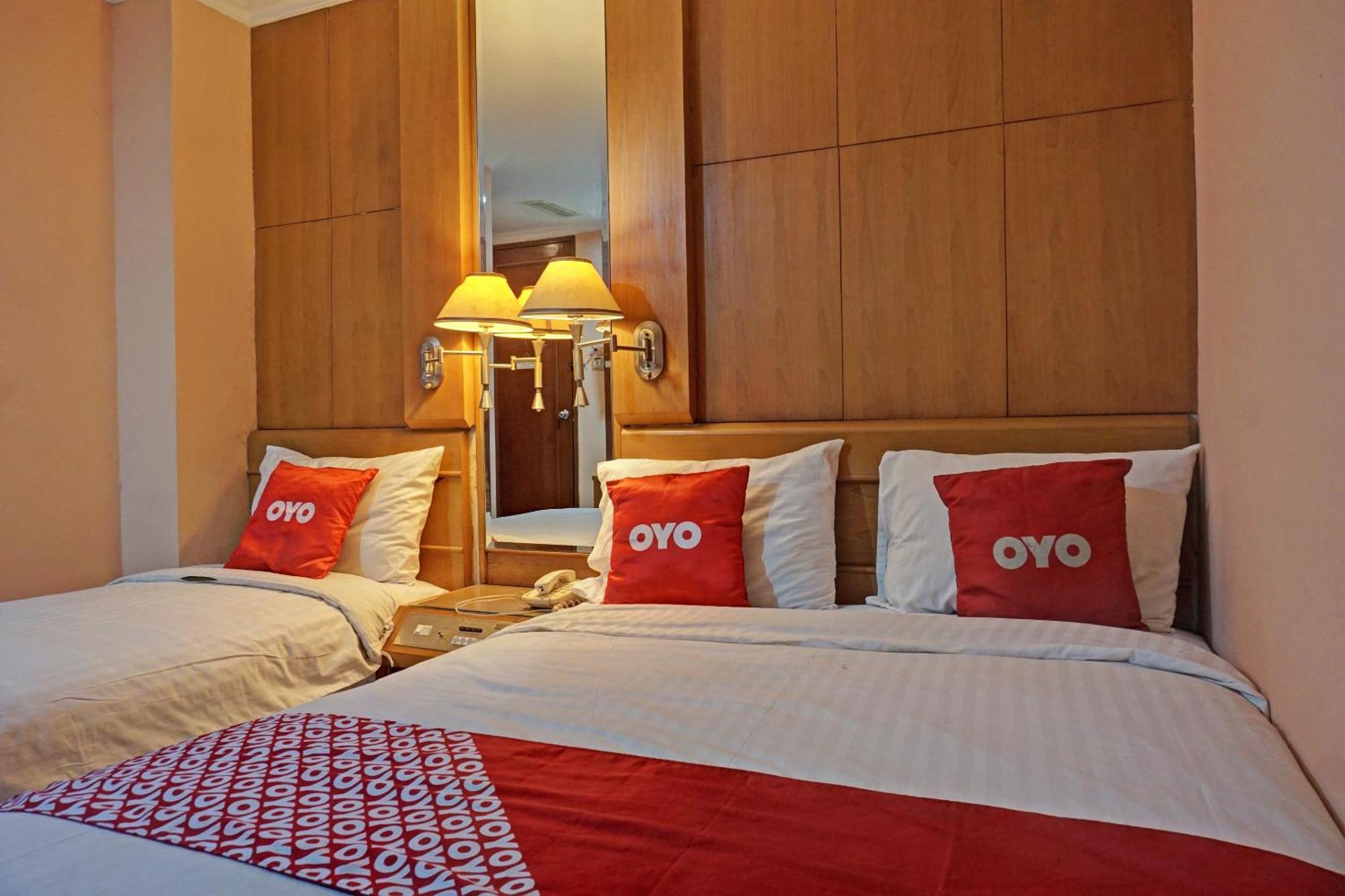 Oyo 671 Hotel Capitol Jakarta Eksteriør billede