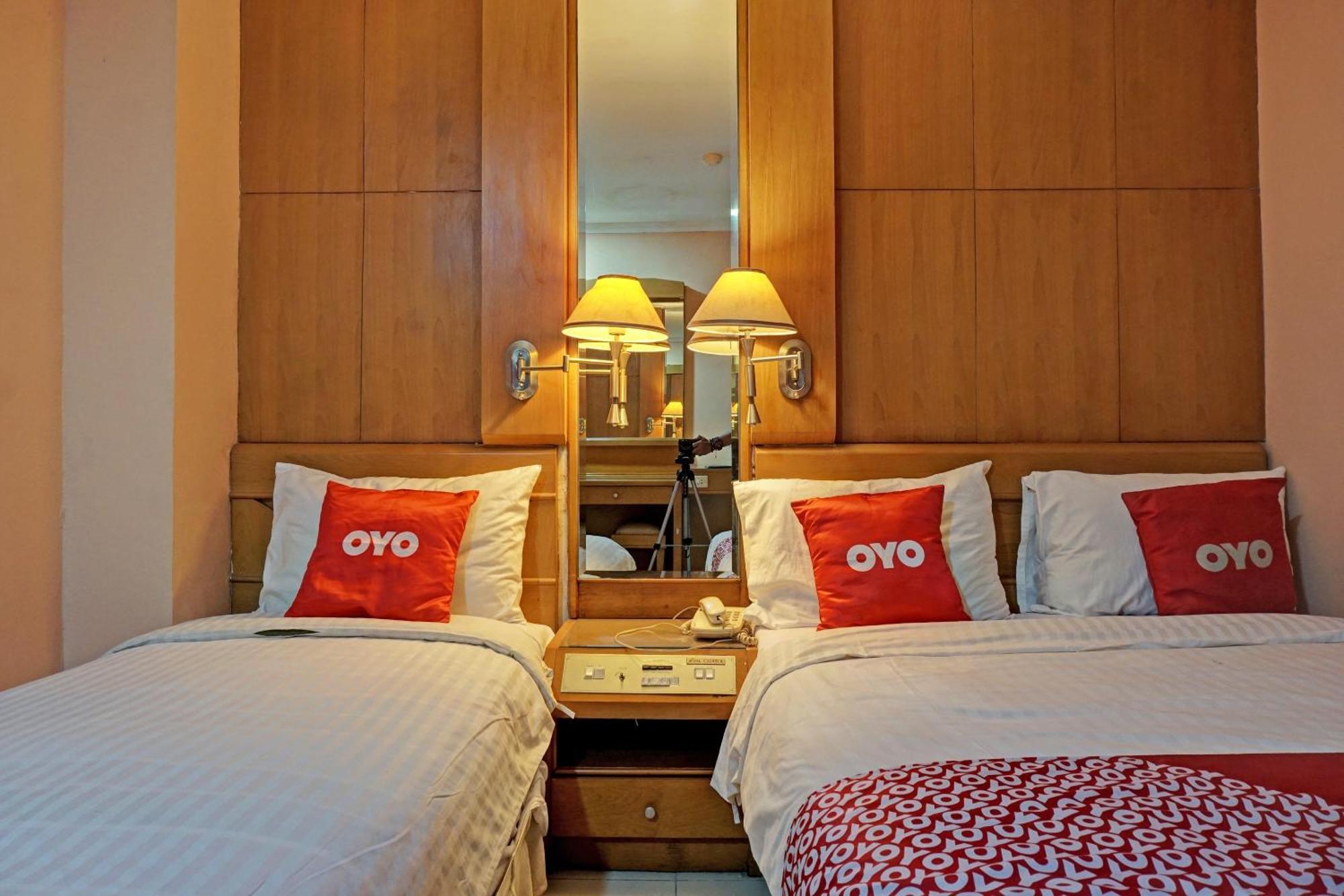 Oyo 671 Hotel Capitol Jakarta Eksteriør billede