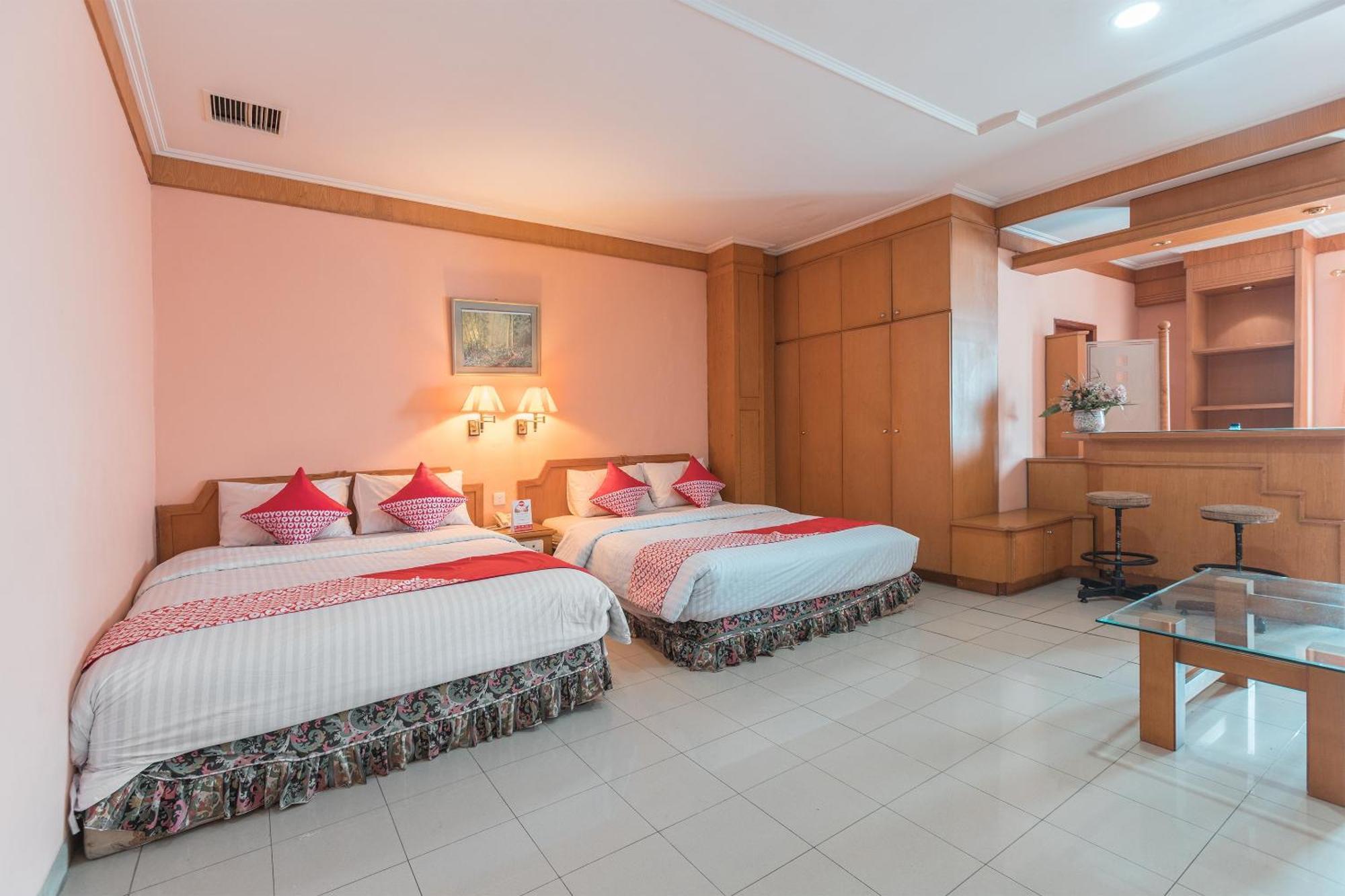 Oyo 671 Hotel Capitol Jakarta Eksteriør billede
