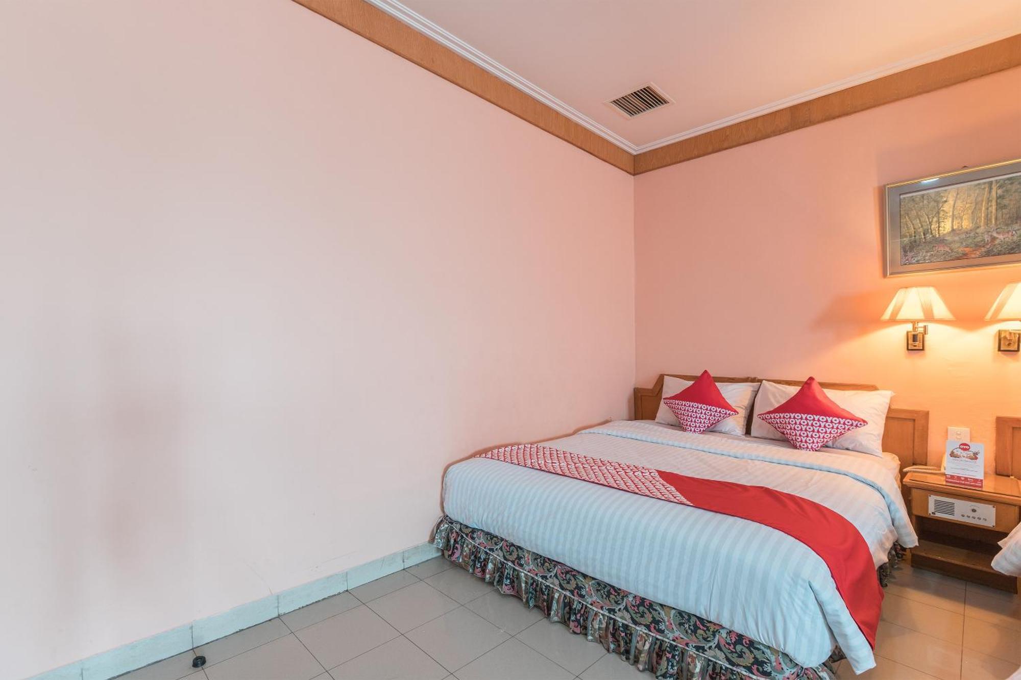 Oyo 671 Hotel Capitol Jakarta Eksteriør billede