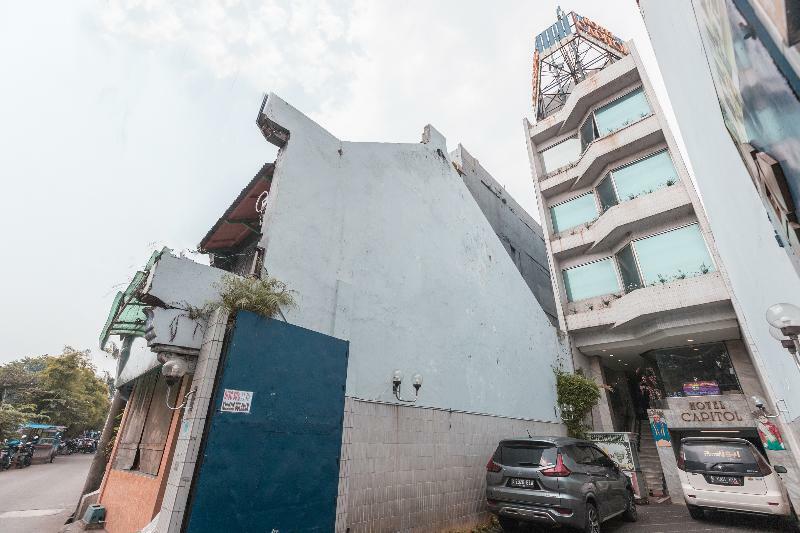 Oyo 671 Hotel Capitol Jakarta Eksteriør billede