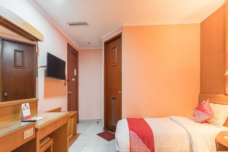 Oyo 671 Hotel Capitol Jakarta Eksteriør billede